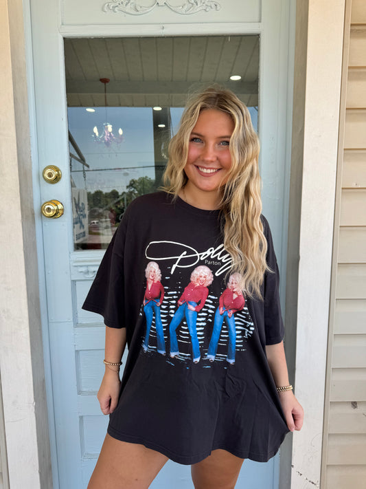 Dolly Triple Threat Oversized Graphic T-Shirt