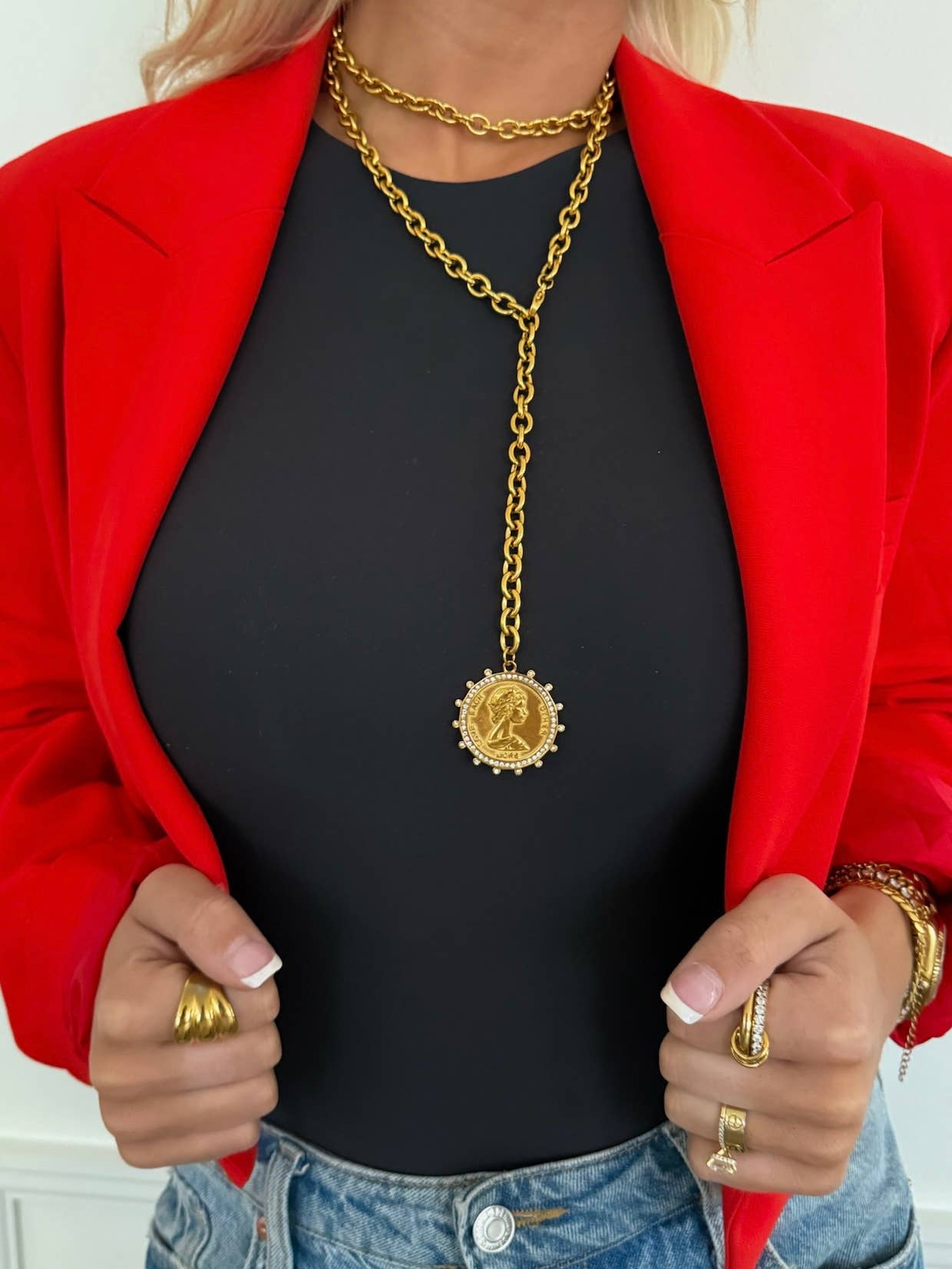 XL Coin Necklace: Gold - CHANSUTTPEARLS