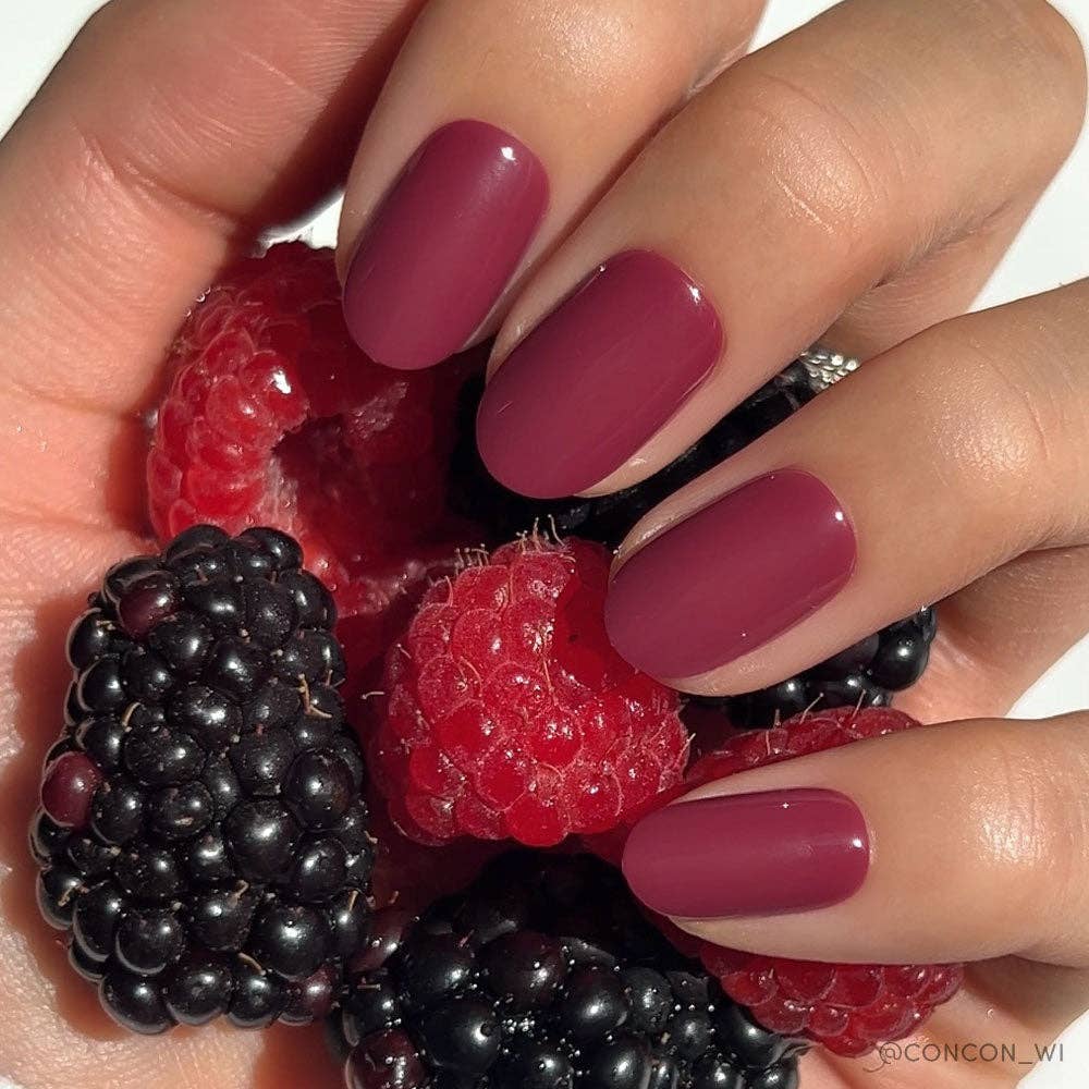 Berry Maroon Press-On Nails | Fall Solids | Short Round - Glamnetic